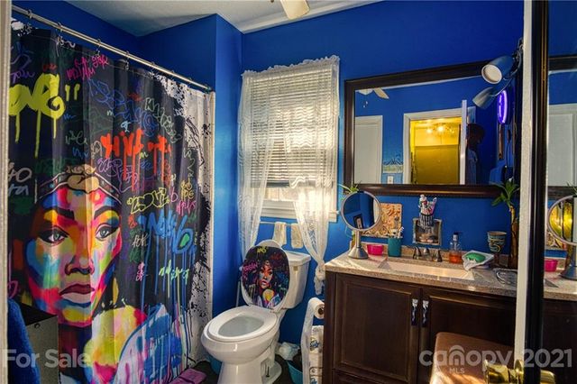 6222 Bonnybrook Lane, Charlotte, NC 28212