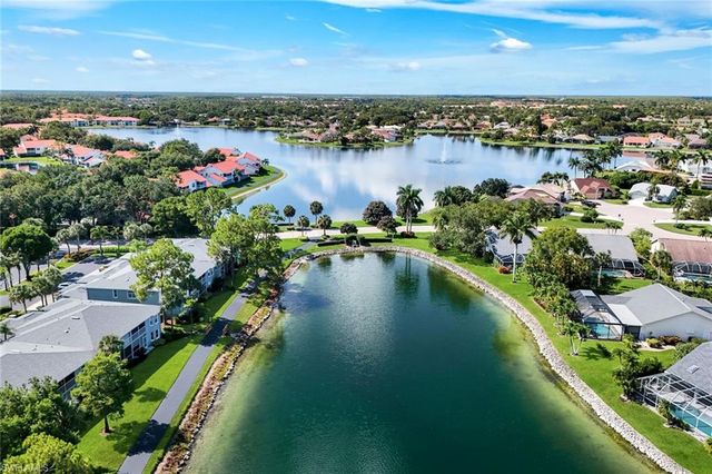 810 New Waterford DR 203, Naples, FL 34104