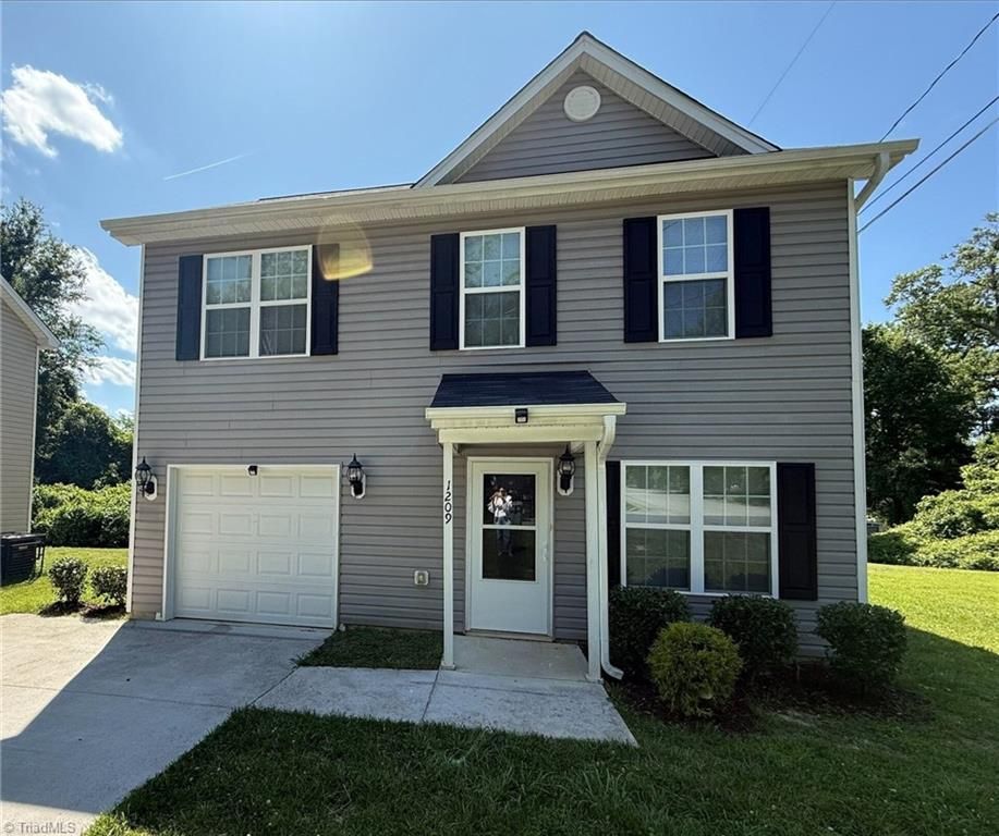 1209 Willard Street, Greensboro, NC 27405