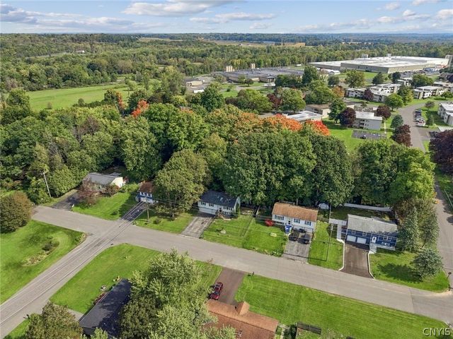 215 Birchwood Boulevard, Van Buren, NY 13027