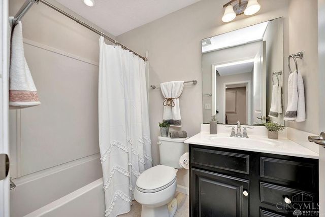 9562 Aspen Brook Court, Clearcreek Twp., OH 45458