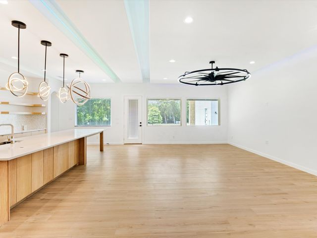 1708 Dowdy Ferry Road, Hutchins, TX 75141