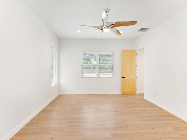 1708 Dowdy Ferry Road, Hutchins, TX 75141