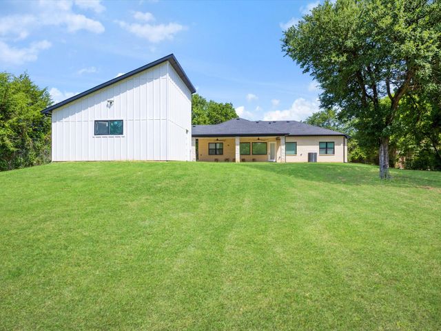 1708 Dowdy Ferry Road, Hutchins, TX 75141