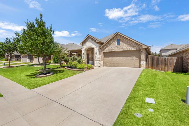 224 Carson Drive, Waxahachie, TX 75167