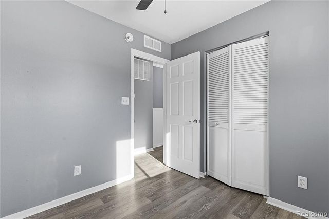 1273 Fall River Road, Ypsilanti, MI 48198