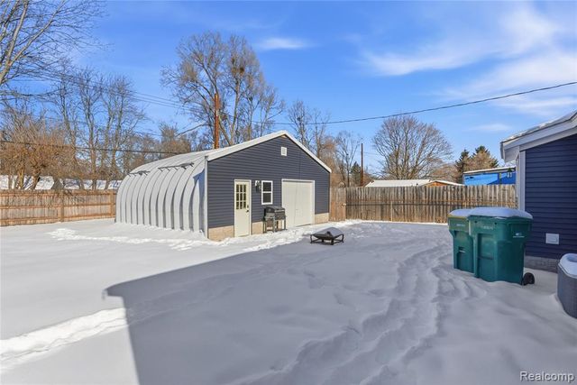 1273 Fall River Road, Ypsilanti, MI 48198