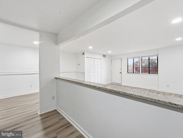 3930 STONE GATE DR, Suitland, MD 20746