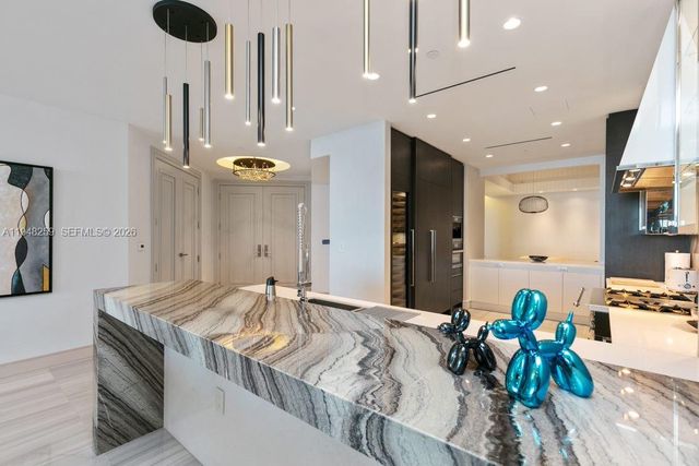 17901 Collins Ave 703, Sunny Isles Beach, FL 33160