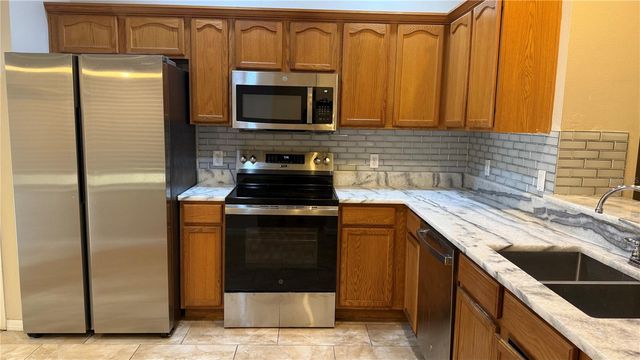 4135 BISMARCK PALM DRIVE, Tampa, FL 33610
