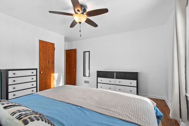 220 E WHITNEY STREET, Green Bay, WI 54301