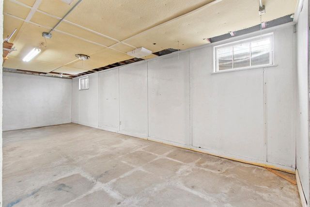 220 E WHITNEY STREET, Green Bay, WI 54301