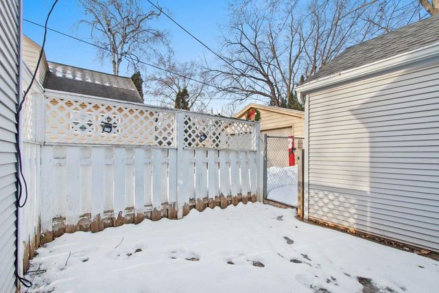 220 E WHITNEY STREET, Green Bay, WI 54301