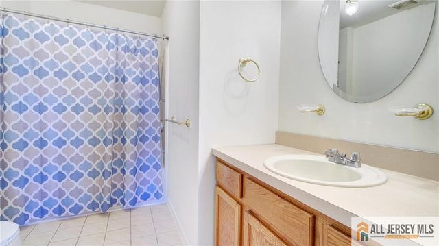 33 Cherry Blossom Drive, Monroe, NJ 08831