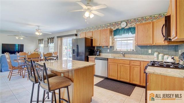 33 Cherry Blossom Drive, Monroe, NJ 08831