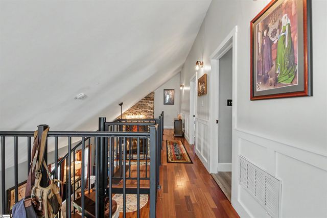 327 Hillside Church Road, Fountain Inn, SC 29644