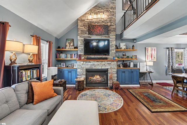 327 Hillside Church Road, Fountain Inn, SC 29644