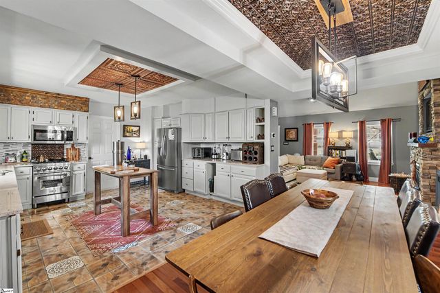 327 Hillside Church Road, Fountain Inn, SC 29644