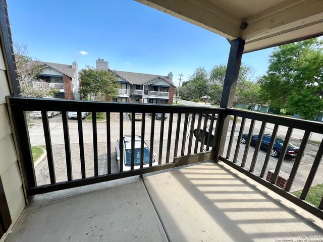 810 Station St Apt 4, Converse, TX 78109