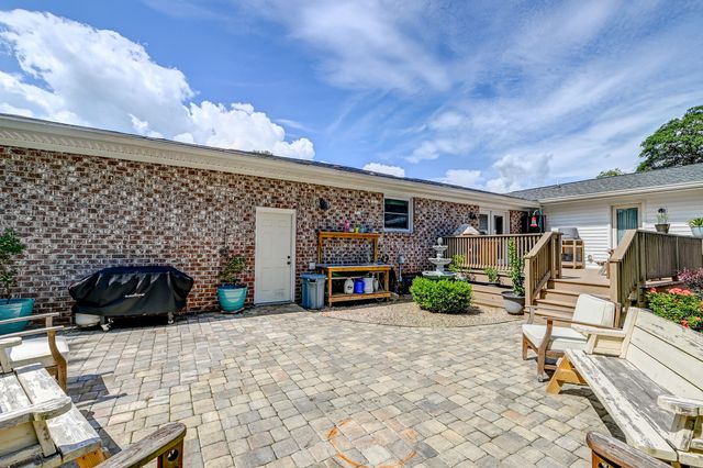 2472 Liverpool Drive, Charleston, SC 29414