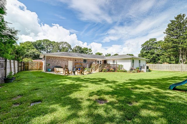 2472 Liverpool Drive, Charleston, SC 29414