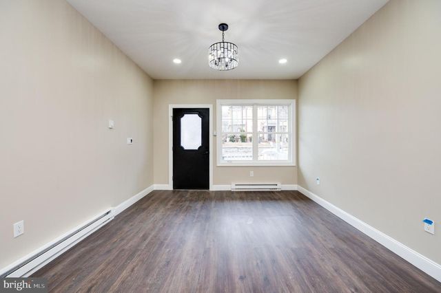 724 E CENTRE ST, Mahanoy City, PA 17948