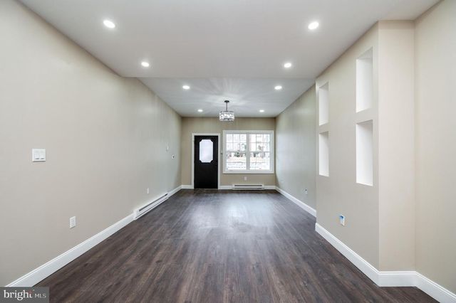 724 E CENTRE ST, Mahanoy City, PA 17948