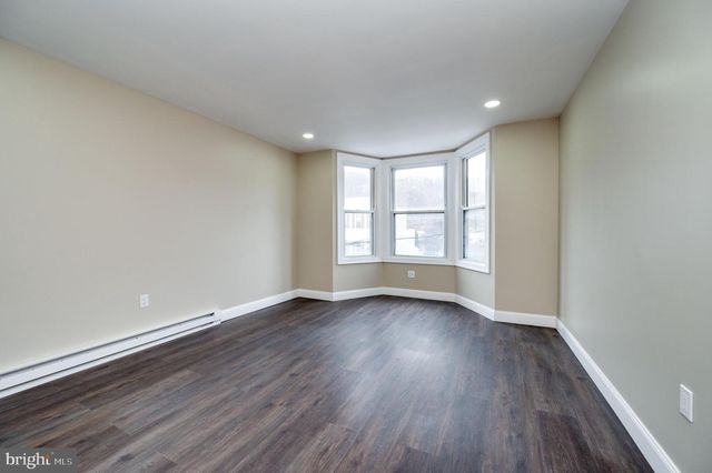 724 E CENTRE ST, Mahanoy City, PA 17948