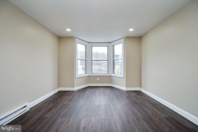 724 E CENTRE ST, Mahanoy City, PA 17948