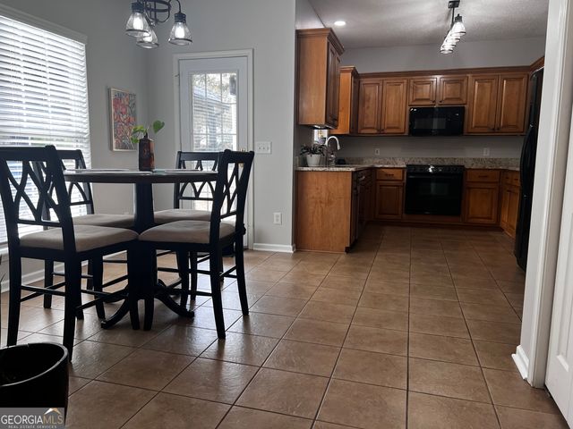 528 Quail Run Drive, Warner Robins, GA 31088