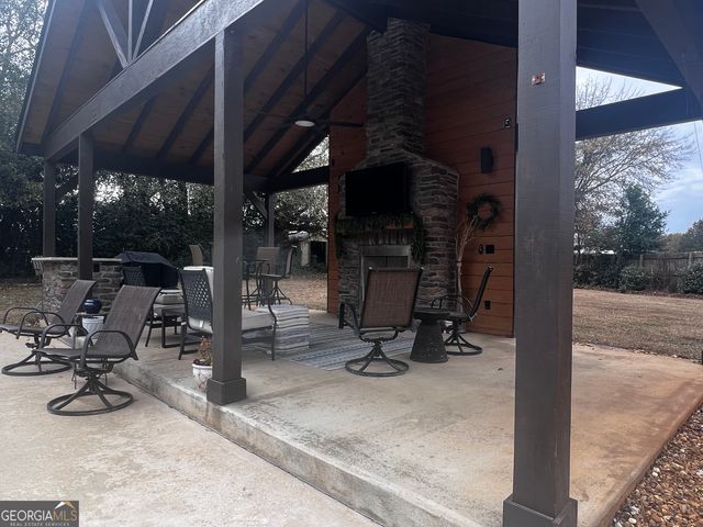 528 Quail Run Drive, Warner Robins, GA 31088