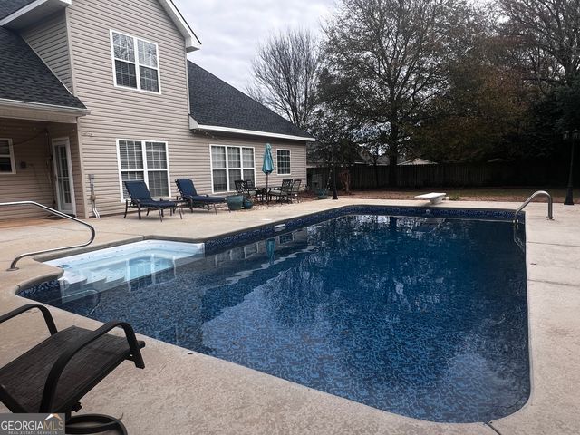 528 Quail Run Drive, Warner Robins, GA 31088