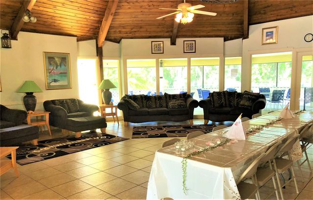 2013 QUAIL HOLLOW DR, Deland, FL 32720
