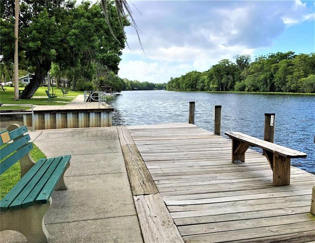 2013 QUAIL HOLLOW DR, Deland, FL 32720