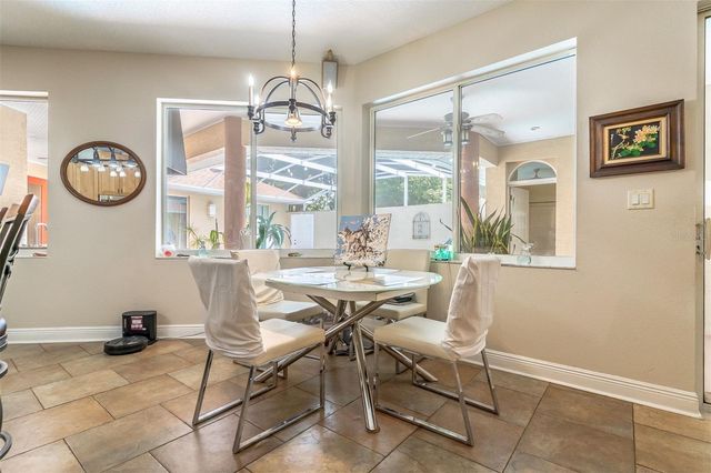 2013 QUAIL HOLLOW DR, Deland, FL 32720