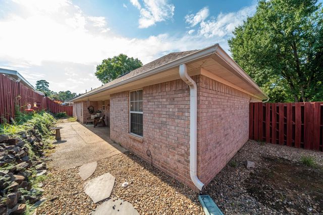 120 Forest View Circle, Hot Springs, AR 71913