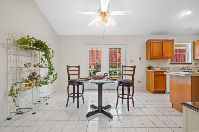 120 Forest View Circle, Hot Springs, AR 71913