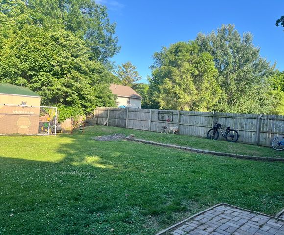 226 14th Street, Rapids City, IL 61278