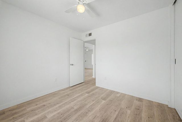 935 W Santa Cruz Drive, Tempe, AZ 85282