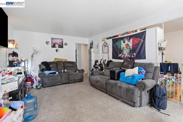 1486 Marclair Dr, Concord, CA 94521