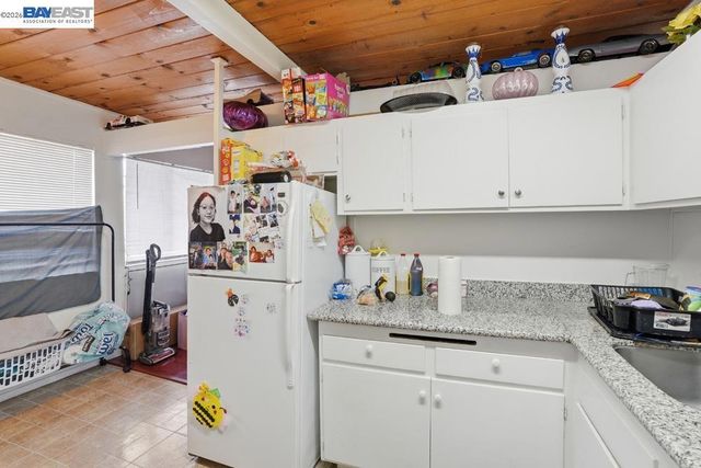 1486 Marclair Dr, Concord, CA 94521