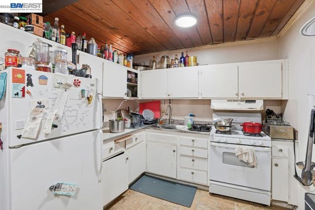 1486 Marclair Dr, Concord, CA 94521