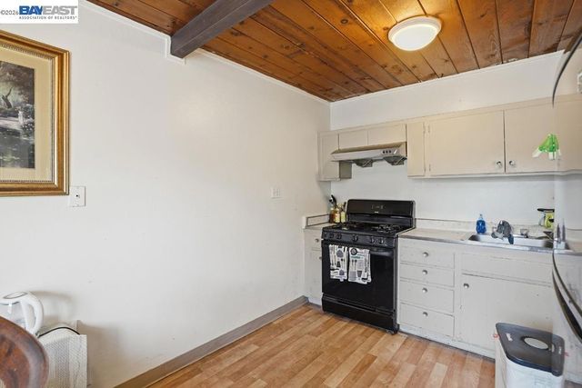 1486 Marclair Dr, Concord, CA 94521