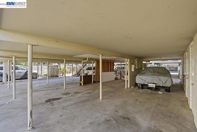 1486 Marclair Dr, Concord, CA 94521