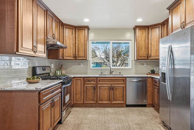 4214 Wells St, Pleasanton, CA 94566