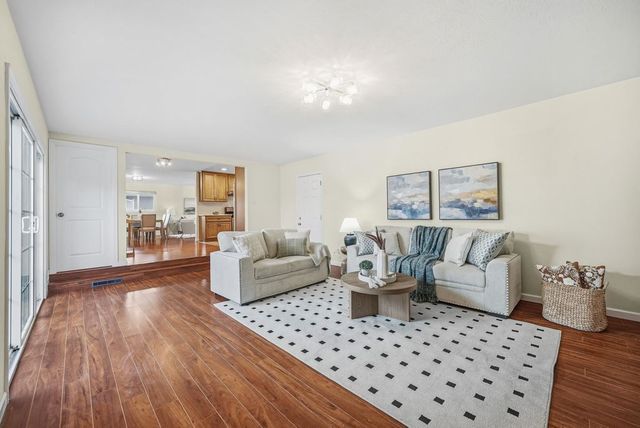 4214 Wells St, Pleasanton, CA 94566