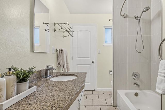 4214 Wells St, Pleasanton, CA 94566