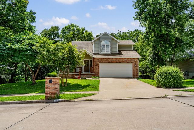 1902 MARY ELLEN DR, Columbia, MO 65202