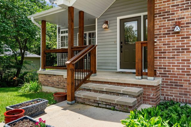 1902 MARY ELLEN DR, Columbia, MO 65202
