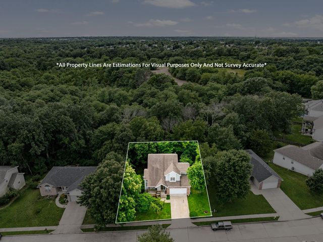 1902 MARY ELLEN DR, Columbia, MO 65202